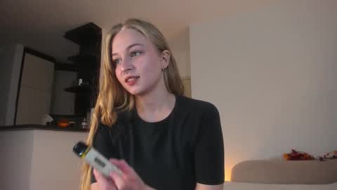 Mia here Appreciate your support online show from October 23, 4:28 pm