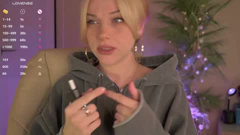 mia_milagros online show from May 22, 1:13 am
