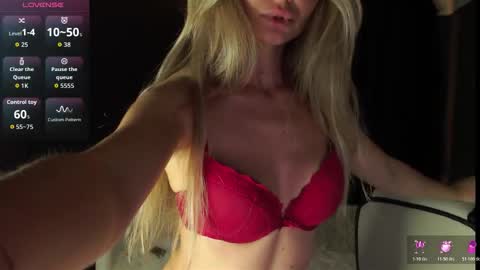   online show from December 13, 8:04 pm