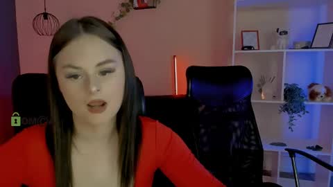Snapshot of mia_mooon_ chatting on May 3, 8:53 am mia_mooon_ online show from May 3, 8:53 am