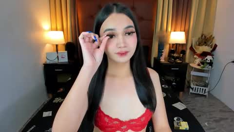 Snapshot of mia_mow chatting on February 23, 7:33 am They called me MIA online show from February 23, 7:33 am