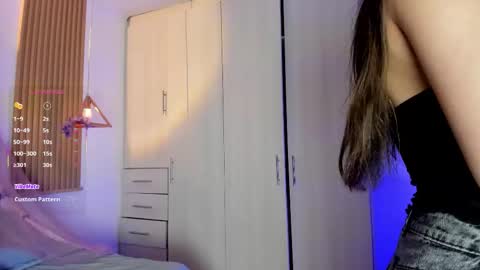 Snapshot of mia_nevaeh chatting on March 3, 8:04 pm Mia Nevaeh - follow me online show from March 3, 8:04 pm