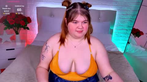 Sweet Mia online show from May 4, 5:42 pm