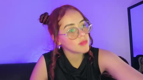 Layla Velvet online show from February 10, 11:09 pm