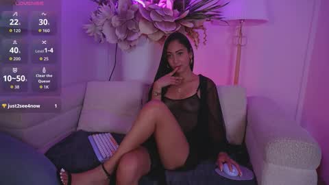 Snapshot of mia_patrick1 chatting on March 11, 7:31 pm Mia online show from March 11, 7:31 pm