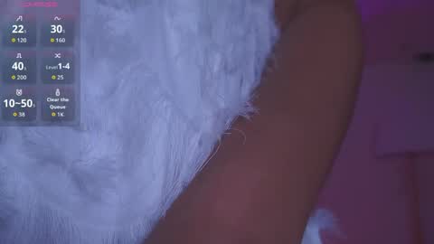 Snapshot of mia_patrick1 chatting on March 30, 11:11 am Mia online show from March 30, 11:11 am