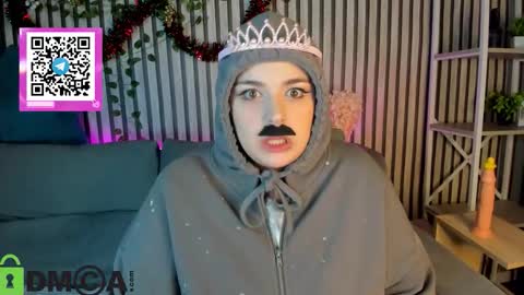 Mia online show from January 9, 1:19 am