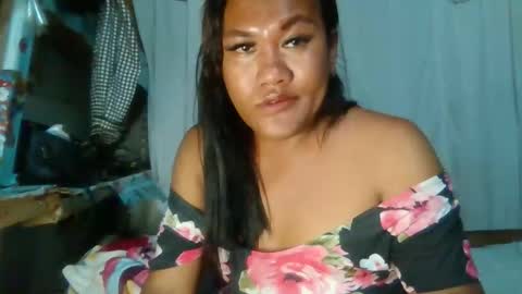 mia_revita online show from May 3, 8:37 pm