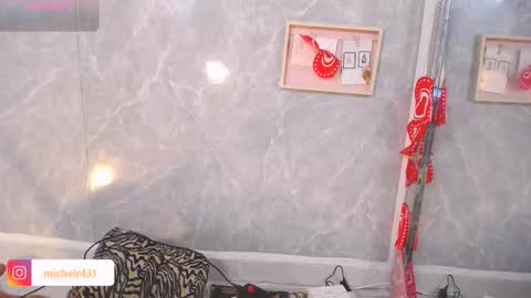 mia reys online show from February 17, 12:34 pm