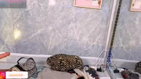 mia reys online show from March 17, 1:03 pm