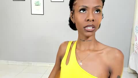 Snapshot of mia_rissi chatting on March 12, 2:56 pm Mia online show from March 12, 2:56 pm