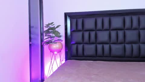 Snapshot of mia_roosee1 chatting on March 19, 6:06 am mia online show from March 19, 6:06 am