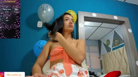 MIA HOT online show from May 7, 12:10 pm