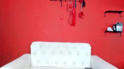 Snapshot of mia_sophiia chatting on February 28, 5:15 am Mia sophiia online show from February 28, 5:15 am