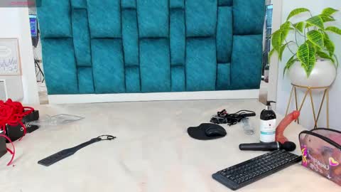Snapshot of mia_sophiia chatting on March 6, 8:52 am Mia sophiia online show from March 6, 8:52 am