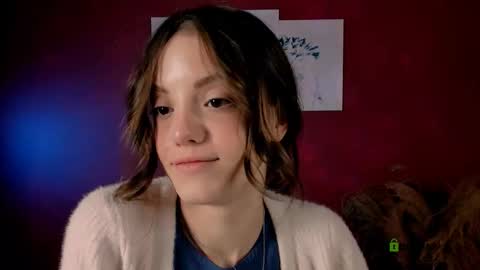 Snapshot of mia_starrr_ chatting on December 2, 9:25 am mia_starrr_ online show from December 2, 9:25 am