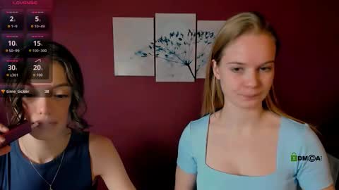 Snapshot of mia_starrr_ chatting on December 4, 9:40 am mia_starrr_ online show from December 4, 9:40 am