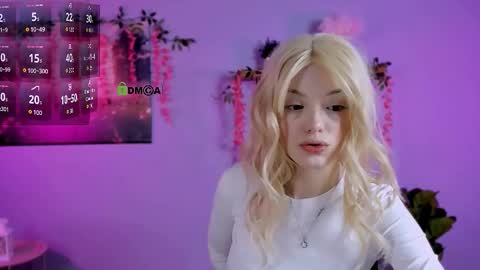 Snapshot of mia_starrr_ chatting on January 17, 8:01 pm mia_starrr_ online show from January 17, 8:01 pm