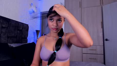 Mia steele online show from April 13, 4:45 pm