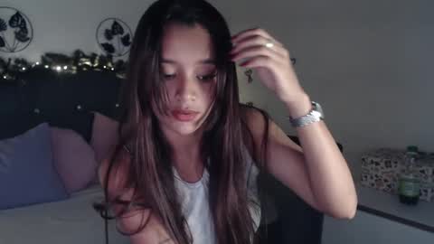 mia_sweetdc online show from December 23, 7:52 pm