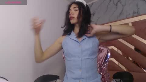 Snapshot of mia_swift_ch chatting on September 21, 4:03 am mia_swift_ch online show from September 21, 4:03 am