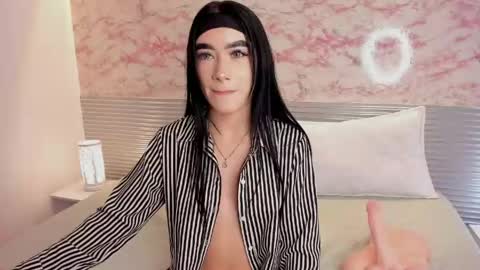 mia_velveet online show from May 20, 7:42 pm