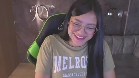mia_velvet_cn online show from June 19, 1:37 pm