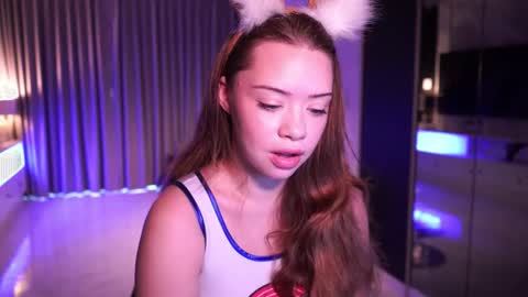 Snapshot of mia_vixen_ chatting on September 19, 2:02 am VixenMia online show from September 19, 2:02 am