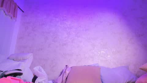 Snapshot of mia_vy chatting on March 1, 3:08 am mia_vy online show from March 1, 3:08 am