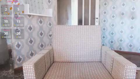 Snapshot of mia_wallase chatting on November 18, 3:38 pm mia_wallase online show from November 18, 3:38 pm