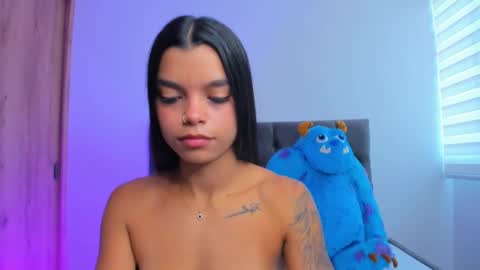    online show from October 15, 12:27 pm