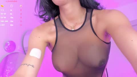 Snapshot of mia_yourmommy chatting on March 7, 2:57 am online show from March 7, 2:57 am