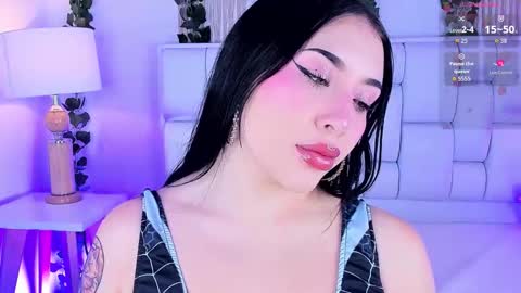 Mia online show from March 4, 11:27 am