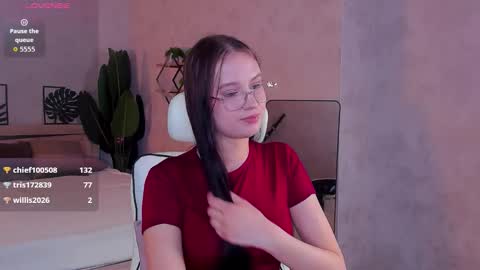 Snapshot of miaa_hill chatting on March 25, 2:34 pm Mia online show from March 25, 2:34 pm