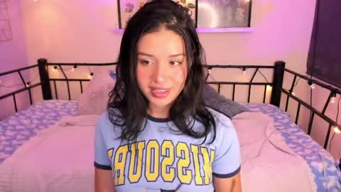 Snapshot of miaa_rose__ chatting on April 14, 3:34 am Miaa online show from April 14, 3:34 am