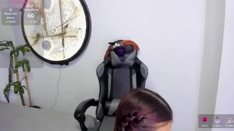 Snapshot of miaa_rosse_23 chatting on October 4, 12:03 pm Mia online show from October 4, 12:03 pm