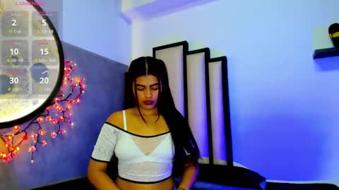 Snapshot of miaa_rosse_23 chatting on October 8, 11:52 am Mia online show from October 8, 11:52 am