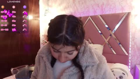 Snapshot of miaa_smiith1 chatting on March 5, 12:11 pm miaa_smiith1 online show from March 5, 12:11 pm