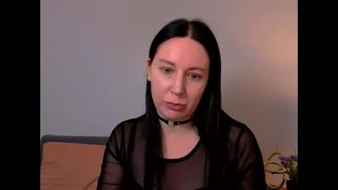 Mia online show from February 19, 4:36 pm