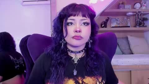 Mia online show from September 13, 3:17 am