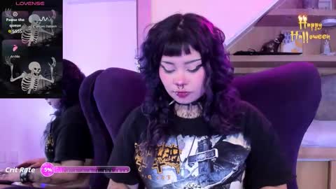 Mia online show from October 23, 3:28 am