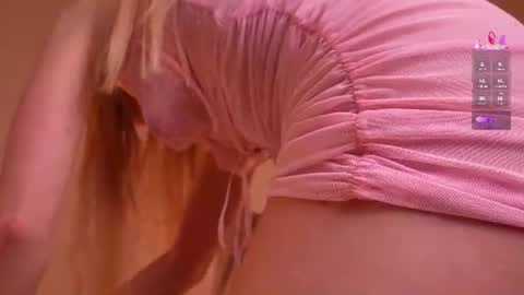 miablueye online show from June 15, 3:36 pm