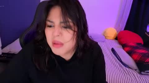 Snapshot of miacanela_xo chatting on March 24, 12:59 am Mia online show from March 24, 12:59 am