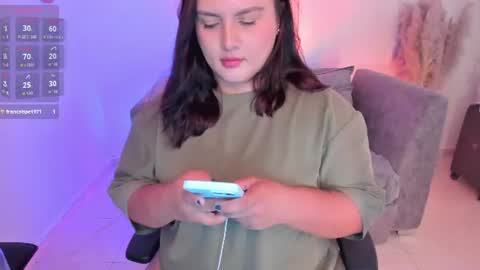 Snapshot of miacavalli_ chatting on July 8, 3:27 pm Mia online show from July 8, 3:27 pm