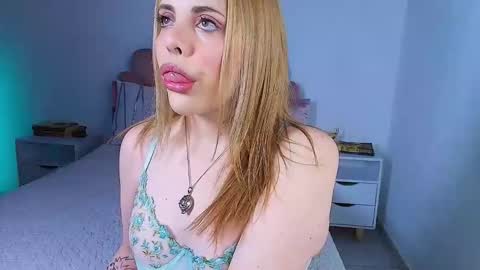 Mary online show from November 5, 11:10 am