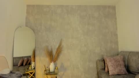 miacooper online show from February 3, 12:14 pm