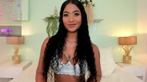 Call me Mia online show from May 5, 8:28 pm