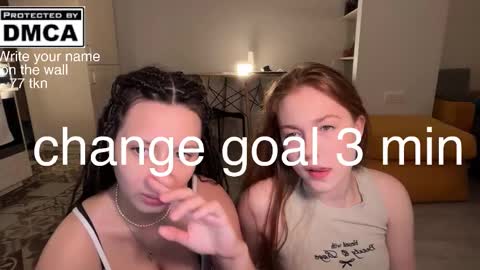 Snapshot of miafleur chatting on March 26, 10:48 pm Mia online show from March 26, 10:48 pm