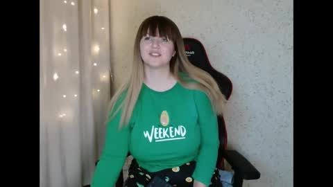 MiaFoxisJa online show from November 25, 2:28 pm