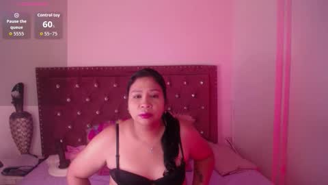 mia online show from March 19, 2:37 am